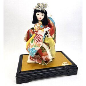 Vintage Japanese Geisha Doll In Colorful Traditional Kimono On Stand JE340
